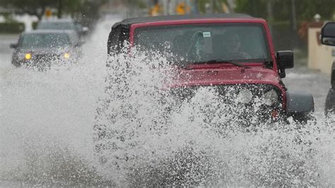 Nicole provoca lluvias de Georgia a Nueva York