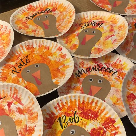 Sponge Painted Thanksgiving Turkey Craft | Thanksgiving crafts ...