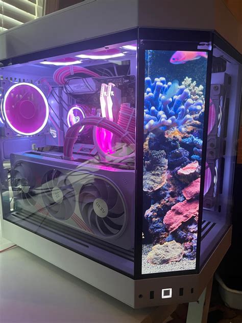 Mon nouveau pc (aquarium) super rose et girly ! : r/GirlGamers