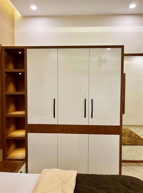 6 bedroom 6,800 sqft interior design by Loewy Design Studio in Chemmad ...