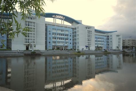 广东海洋大学：由湛江水产学院、湛江农业专科学校合并并改名 - 知乎