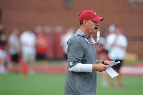 WholeHogSports - VIDEO: Chad Morris recaps Day 1 of practice
