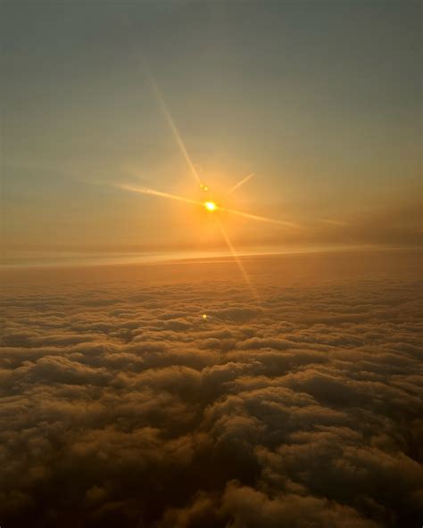 Bella saintclaire | Seeing double? | Instagram