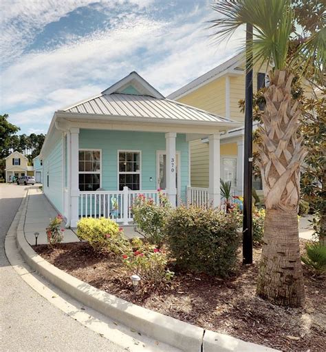Myrtle Beach Vacation Rental - Palm Tree Paradise