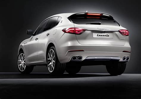 Official: 2017 Maserati Levante SUV - GTspirit
