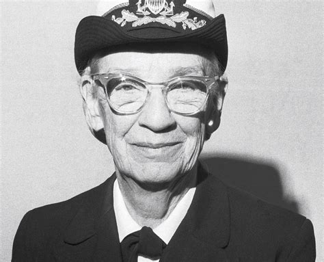 Grace Hopper JavaScript App 的图像结果