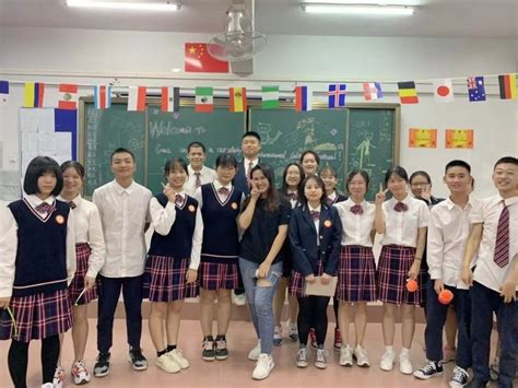 外国人学中文目的大不同 上海专业学校来细说_腾讯新闻