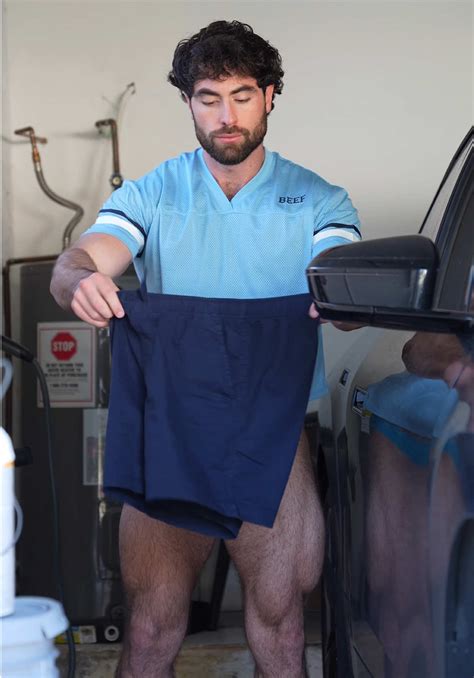 Ruggery Valdivia (@roy3tetiktok) - Urlebird