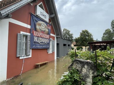 Hochwasser 2023: Gebrochene Dämme, Evakuierungen und ein versunkenes Gemeindearchiv - Leibnitz