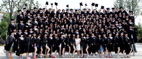 毕业季 -我们的那些年 - 中国摄影出版传媒有限责任公司