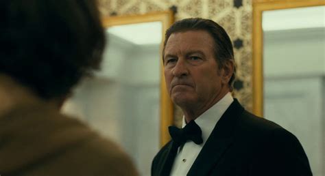 Thomas Wayne in Joker: How the Film Recast Batman's Dad as Gotham's Villain