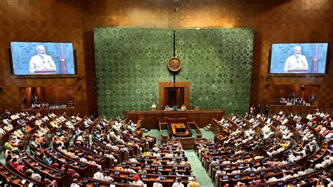 लोकसभा में दो सीटें होती थीं एंग्‍लो-इंडियंस के लिए आरक्षित, साल 2019 ...