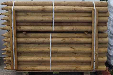 Building A Fence With Round Posts at Brendan Bishop blog