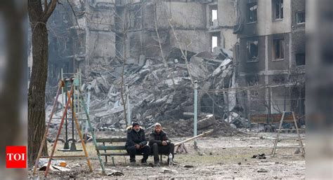 Mariupol: Nearly 5,000 people killed in siege of Ukraine's Mariupol ...