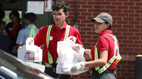 8 Chick-fil-A Secrets Employees Want You to Know - Cheapism