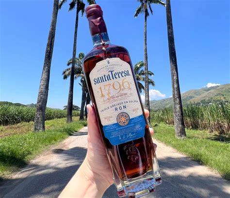 “Mismo gran ron, nueva imagen”: Santa Teresa 1796