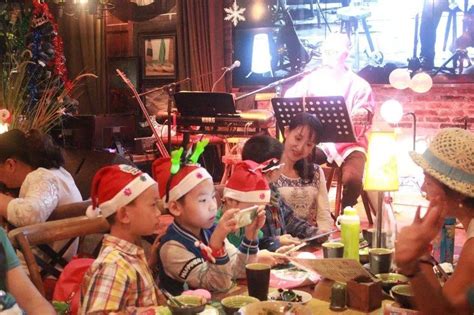 中国人过圣诞节过的是什么？央视：一个美好时光(含视频)_手机新浪网