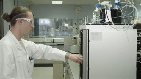 Vanquish Core HPLC Systems | Thermo Fisher Scientific - IN