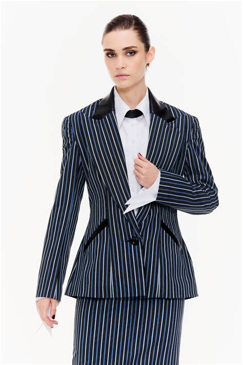 Blue Stripes & Black Single-Breasted Contoured Blazer – Qua