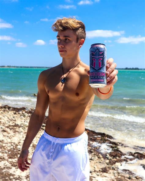 8,674 Likes, 180 Comments - Hayden Greene ️️ (@haydengreenefit) on ...