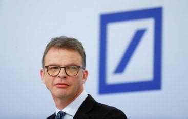 Regulators Press Deutsche Bank CEO To Drop Investment Bank Role - BW ...