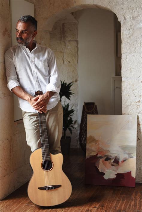 Pietro Verna live.... Francesco Galizia alla fisarmonica , via Buccari ...