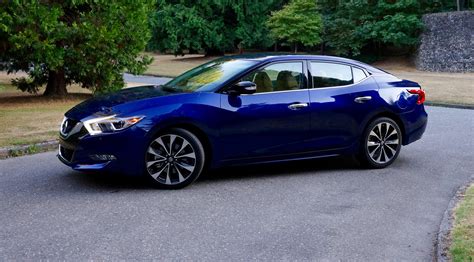 Nissan Maxima 2015