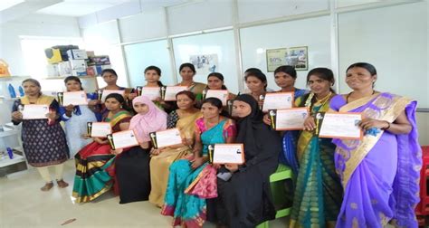 Mother Teresa Vidya Samsthe (R)