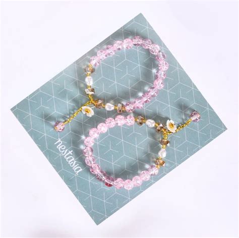 Flora Beaded Rakhi Gift Hamper For Women Online - Premium Gift Hamper ...