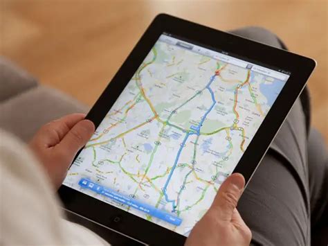 AirPods Get Spatial Audio - WWDC 2020 Line-Up: Memojis With Face Masks ...