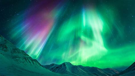 The Best Time To Watch Northern Lights: Start Your Adventure Tonight