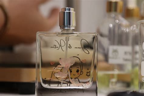 探寻香料的秘密，在 Figaro 香水沙龙中调出一款专属你的香