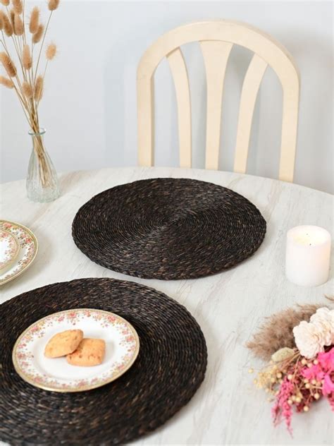 Handmade Sabai Grass Round Mats – Set of 4, Black
