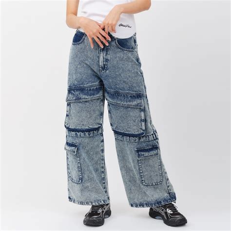 atmos pink Cargo Denim Pants BLUE（アトモス ピンク カーゴ デニム パンツ-ブルー） | atmos ...