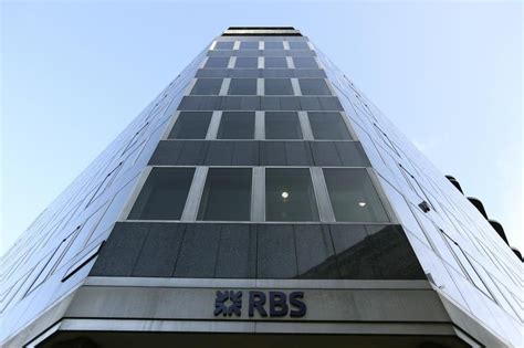 RBS says cuts UK back office staff By Reuters