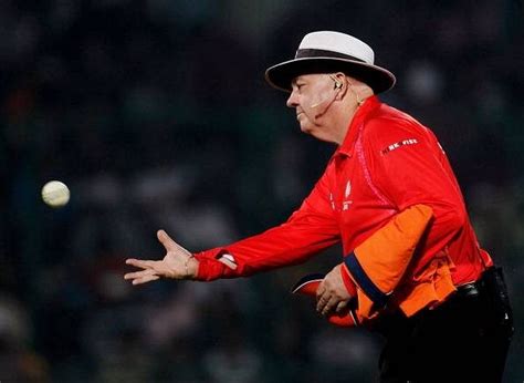 CA congratulates retiring umpire Steve Davis