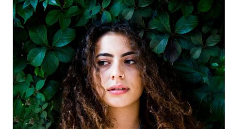 Understanding Oily Face Causes and Solutions – The Solved Skin