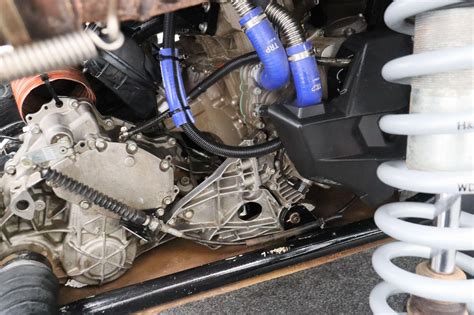 Can-Am Maverick X3 Turbo *RALLY SPECS* FFSA Roll Cage Extra Fuel Tank ...