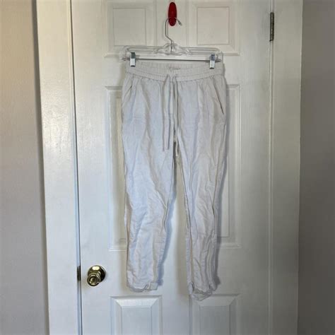 J.Crew Women's White Trousers | Depop