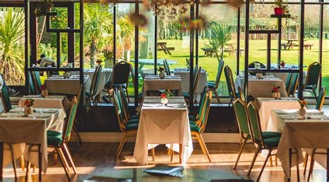 THE BOSHIP LIONS HOTEL (Lower Dicker) - Hotel Reviews & Photos ...