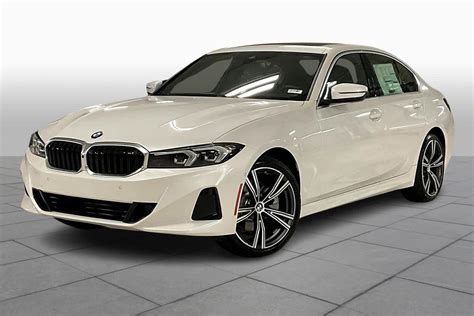 New 2024 BMW 330i 330i Sedan in Arlington #R8E79997 | BMW of Arlington
