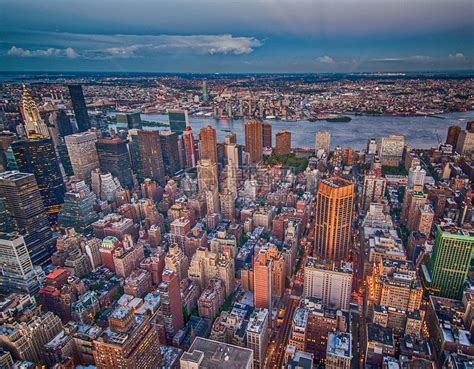 纽约市天际线 日落时城市摩天大楼高清图片下载-正版图片321889028-摄图网