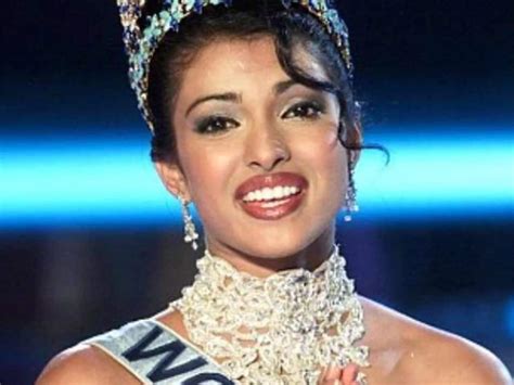 Priyanka Chopra Miss World 2000 Crowning