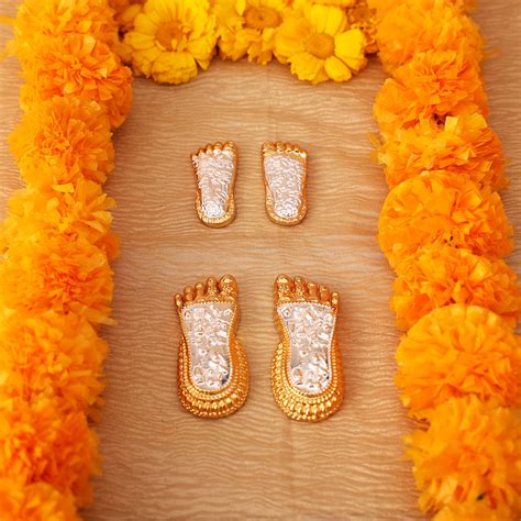 Shri Lakshmi Charan Paduka 24K Gold and 999 Silver Plated – Veda Connection