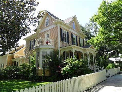 ROBERT RUARK INN (Southport) - B&B Reviews, Photos, Rate Comparison ...