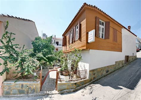 ANGELOS ROOMS (Mytilene) - Apartment Reviews, Photos, Rate Comparison ...