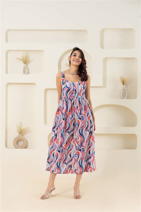 Best Diwali Outfit Ideas for Women 2024 | Trendy Festive Styles ...