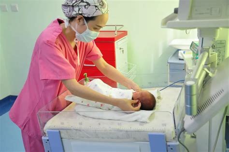 2021年中国新生儿出生人数、新生儿名字使用情况及常见姓名地理分布[图]_智研咨询