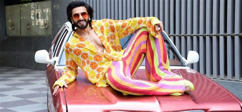 Fans Troll Ranveer Singh For His Look For Jayeshbhai Jordaar Song ...