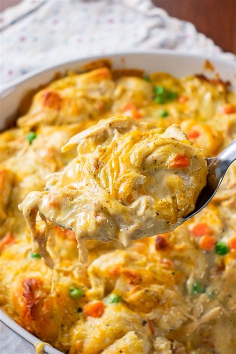Chicken and Biscuits Casserole | Recipe in 2025 | Biscuits casserole ...